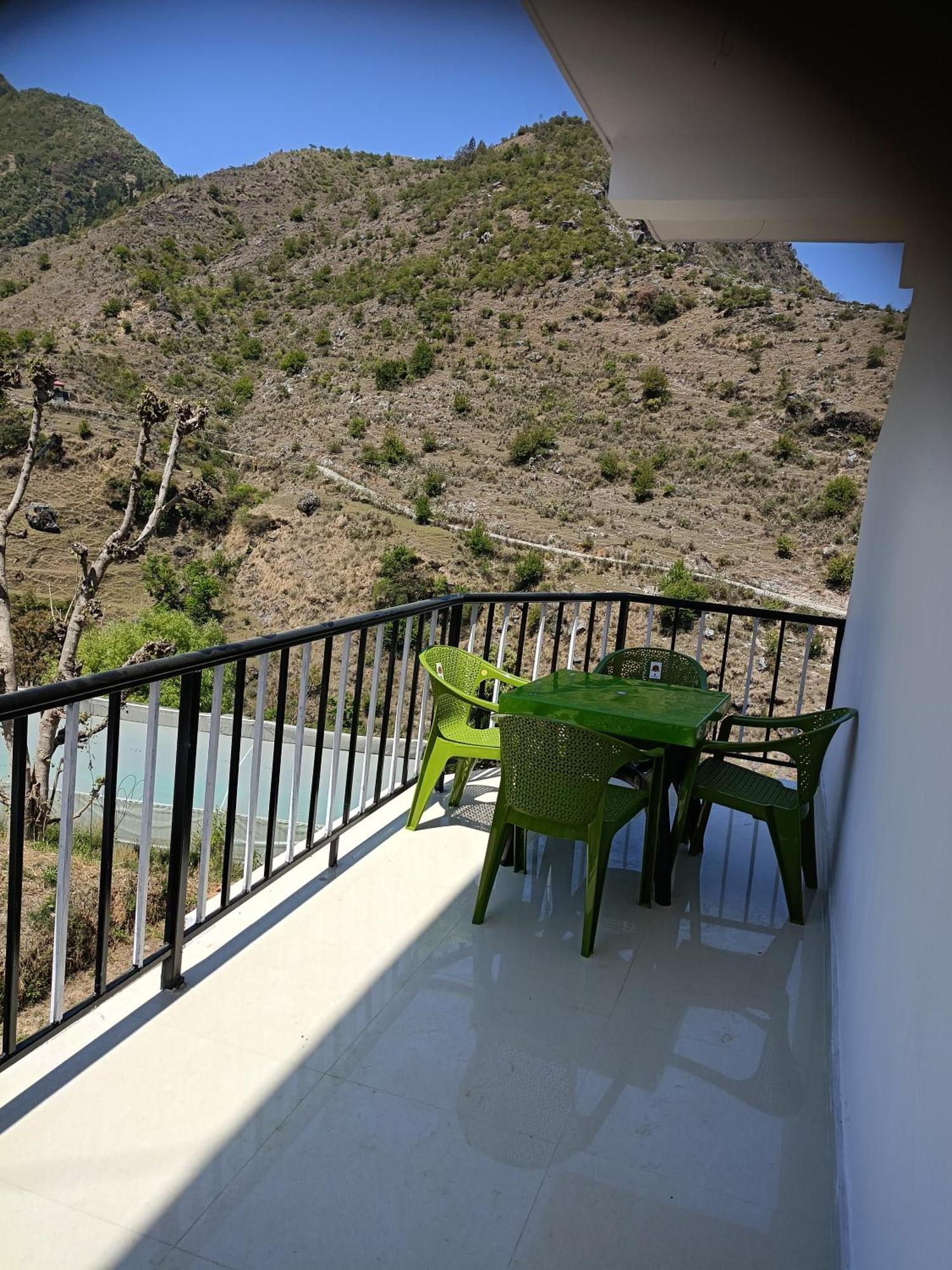 Parvatiya Homestay Mussoorie Ngoại thất bức ảnh